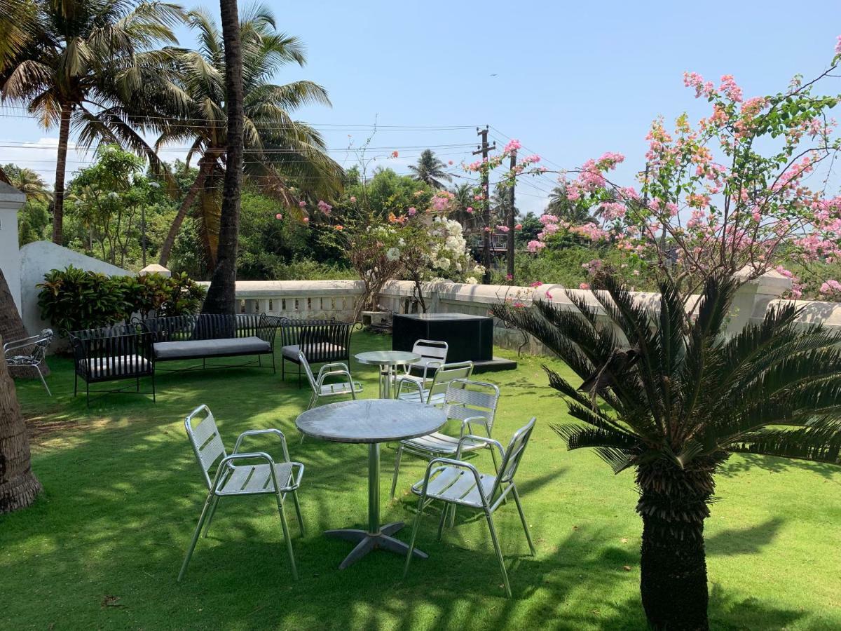 Chalet Saffron Goa 比纳里姆 外观 照片